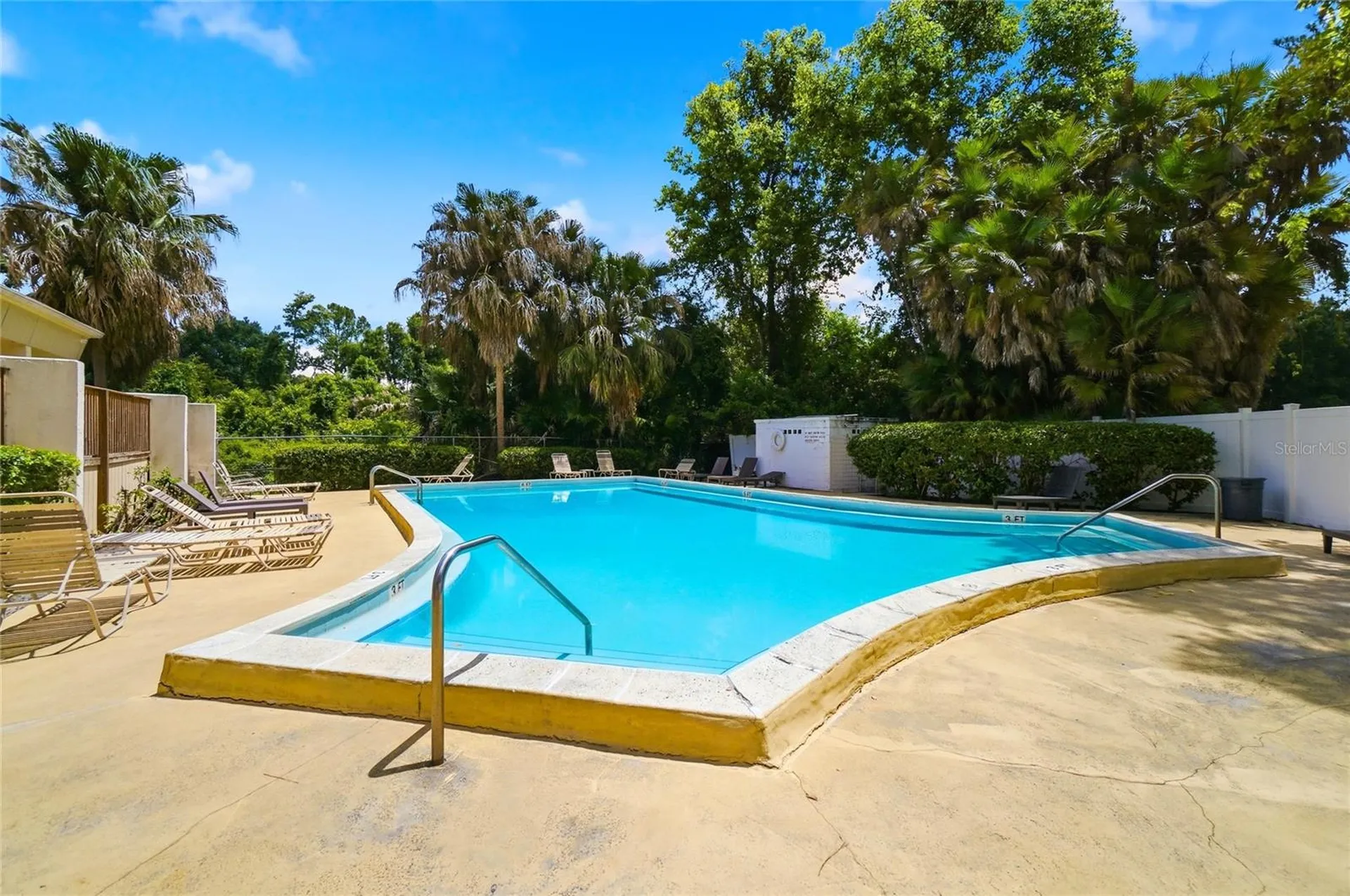 400 El Camino Drive Winter Haven FL 33884