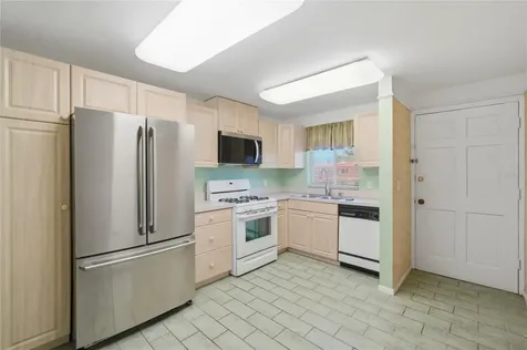400 El Camino Drive Winter Haven FL 33884