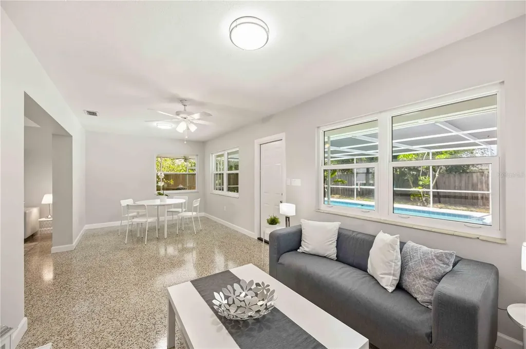 5726 Waneta Place Sarasota FL 34231