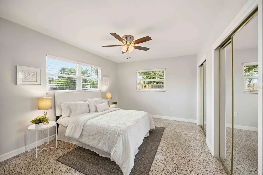 5726 Waneta Place Sarasota FL 34231