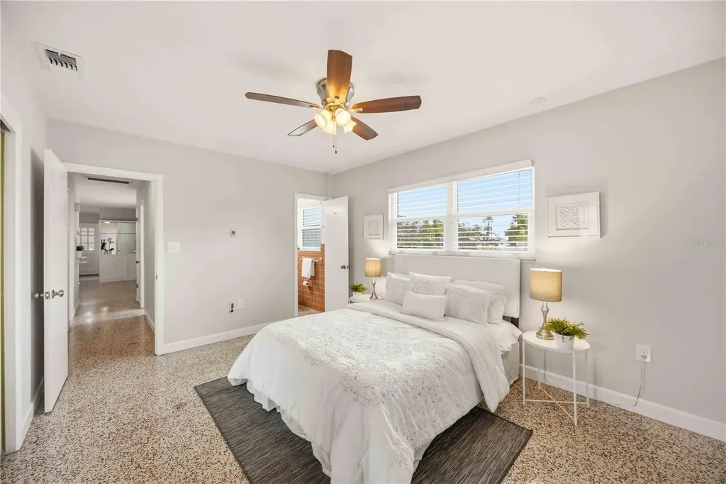 5726 Waneta Place Sarasota FL 34231