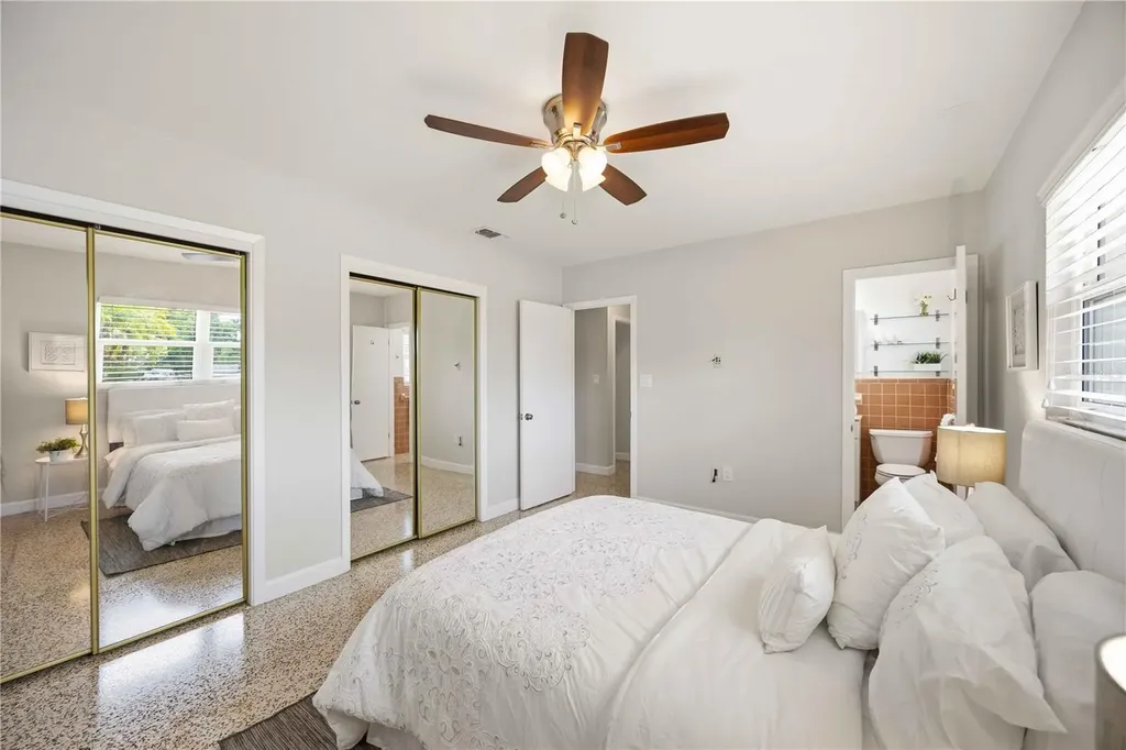 5726 Waneta Place Sarasota FL 34231