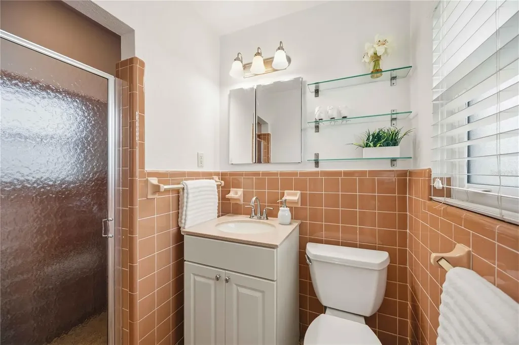 5726 Waneta Place Sarasota FL 34231