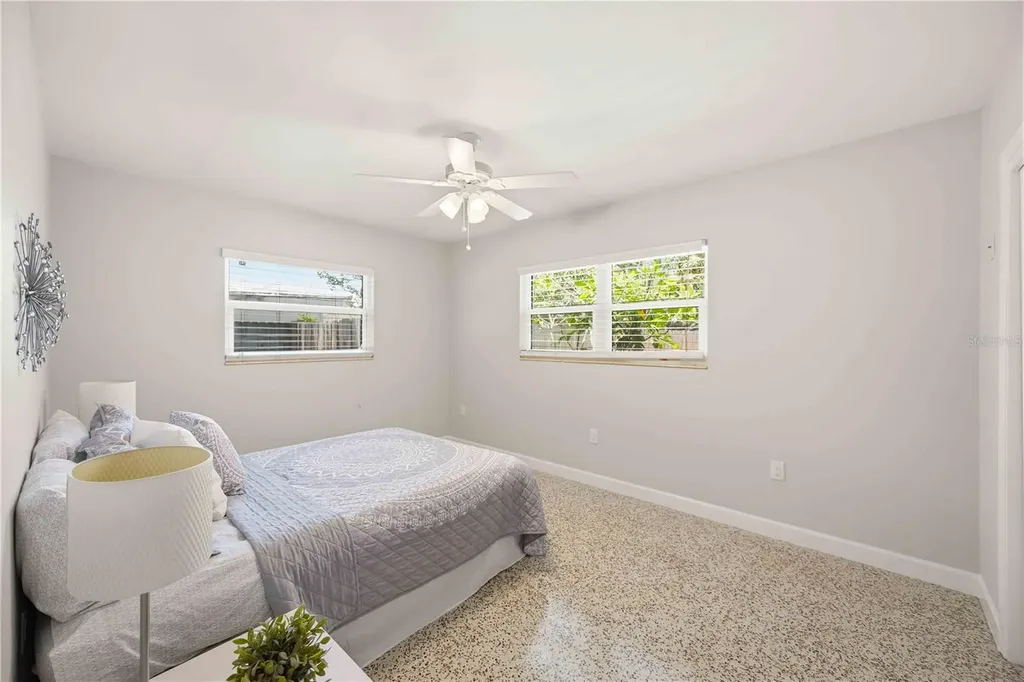 5726 Waneta Place Sarasota FL 34231