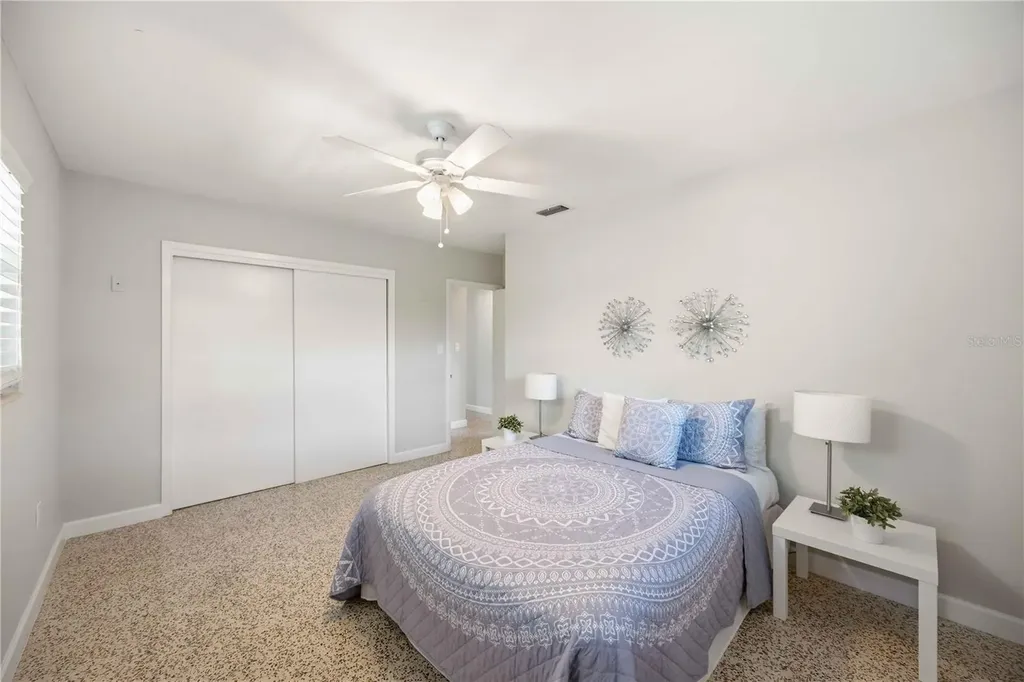 5726 Waneta Place Sarasota FL 34231