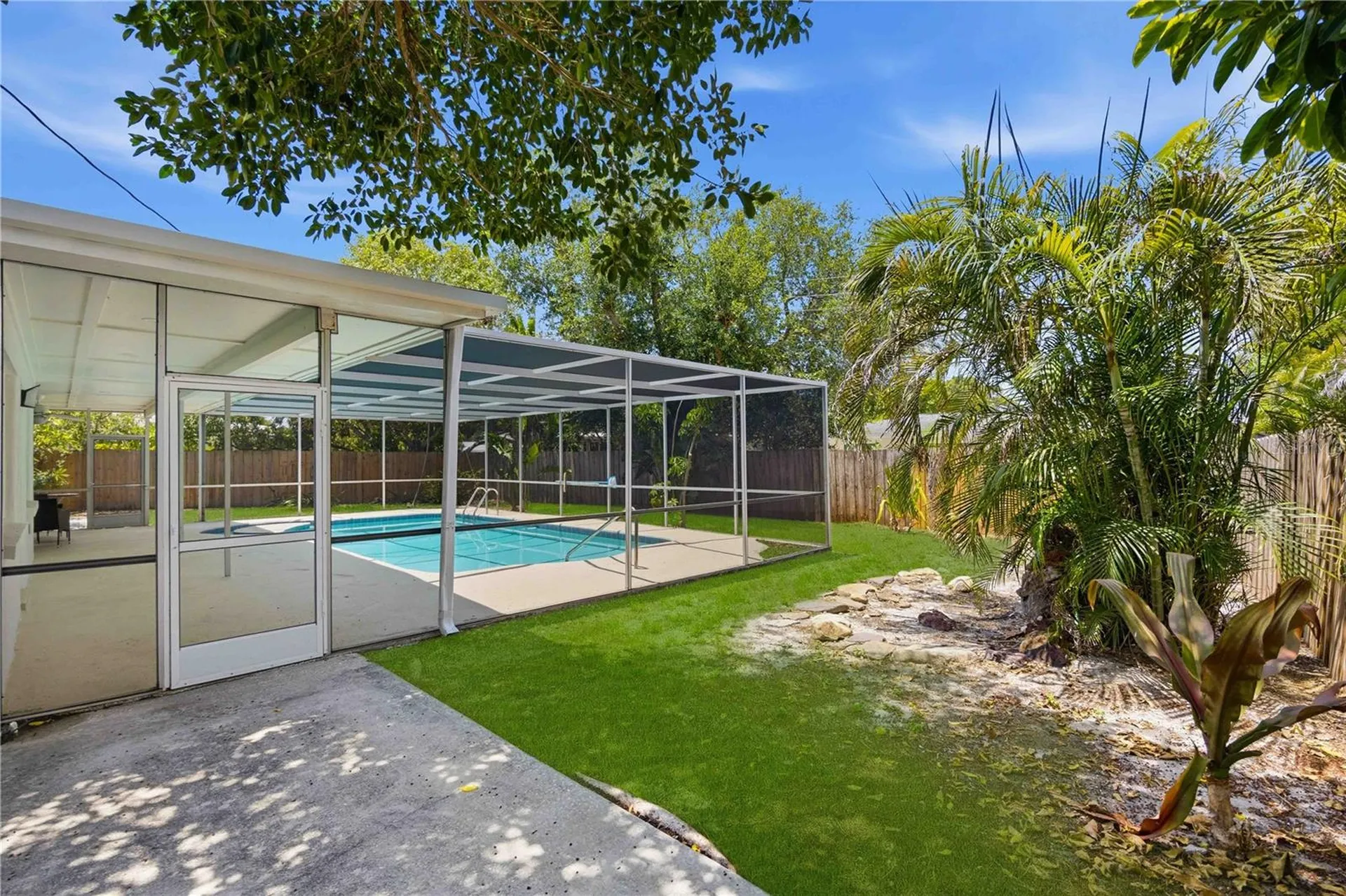 5726 Waneta Place Sarasota FL 34231