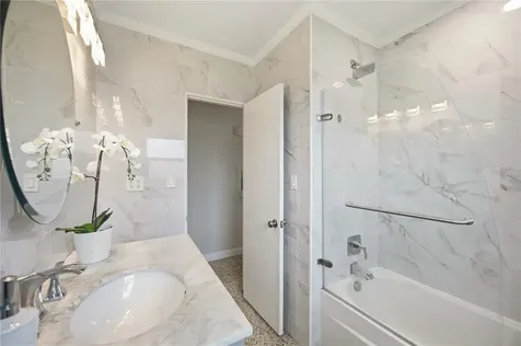 5726 Waneta Place Sarasota FL 34231