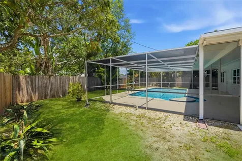 5726 Waneta Place Sarasota FL 34231