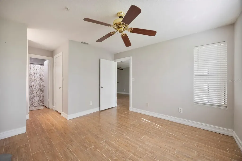 241 Afton Square Altamonte Springs FL 32714