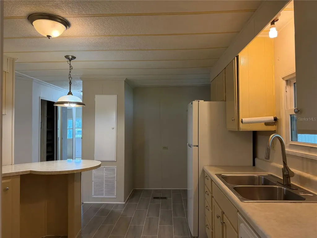 925 Beechwood Avenue The Villages FL 32159