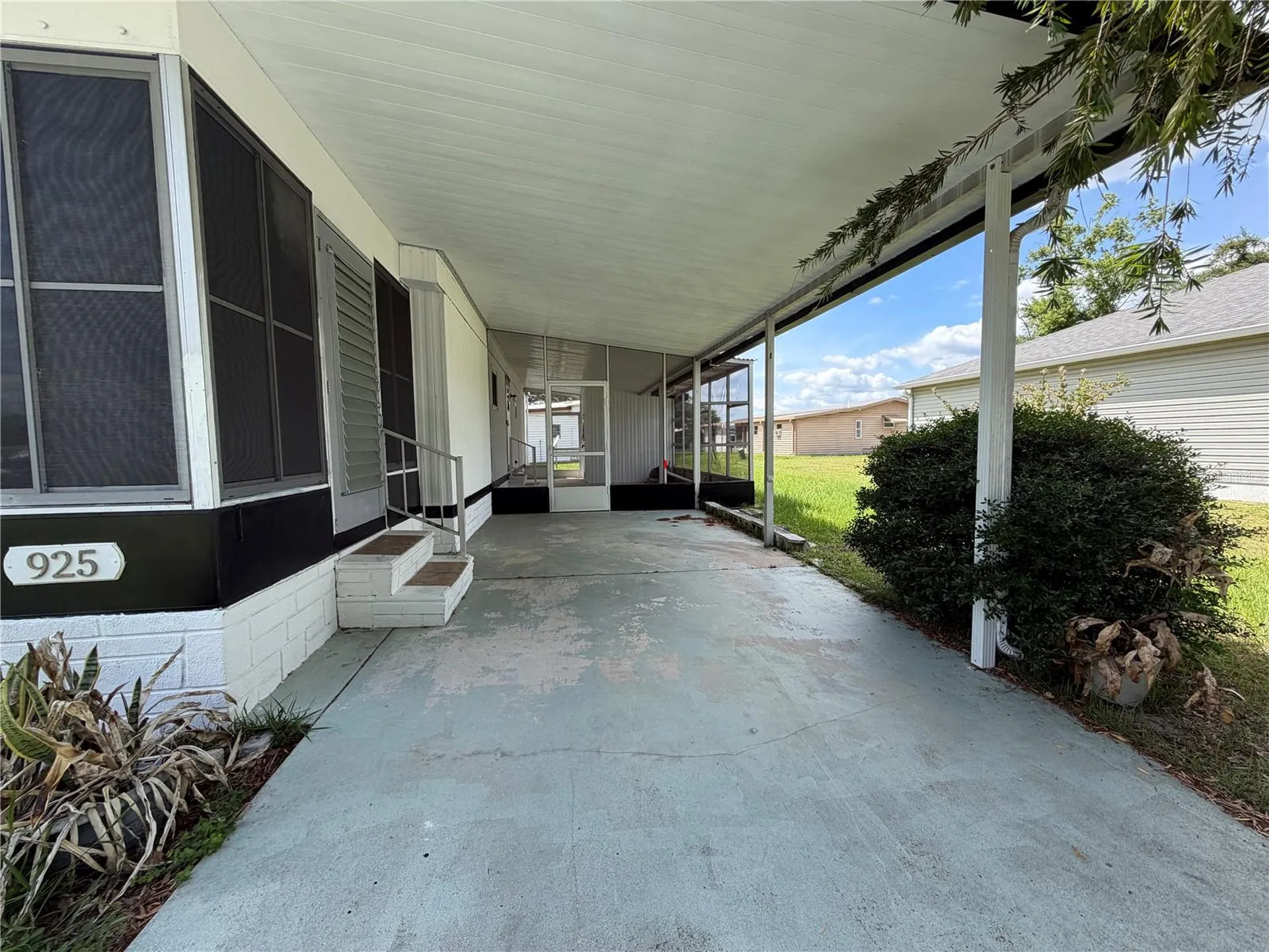 925 Beechwood Avenue The Villages FL 32159