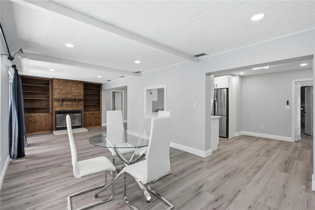1811 Forest Drive Oldsmar FL 34677