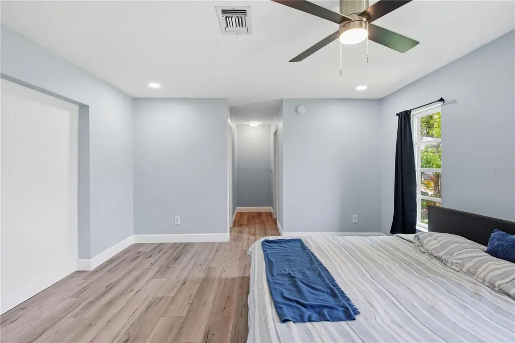 1811 Forest Drive Oldsmar FL 34677
