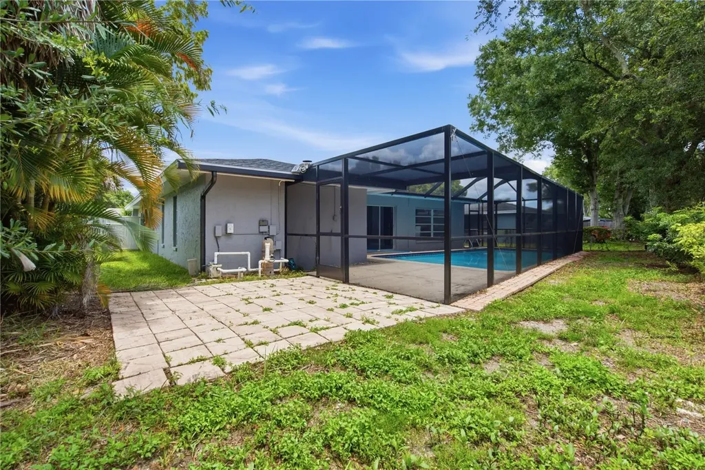 1811 Forest Drive Oldsmar FL 34677