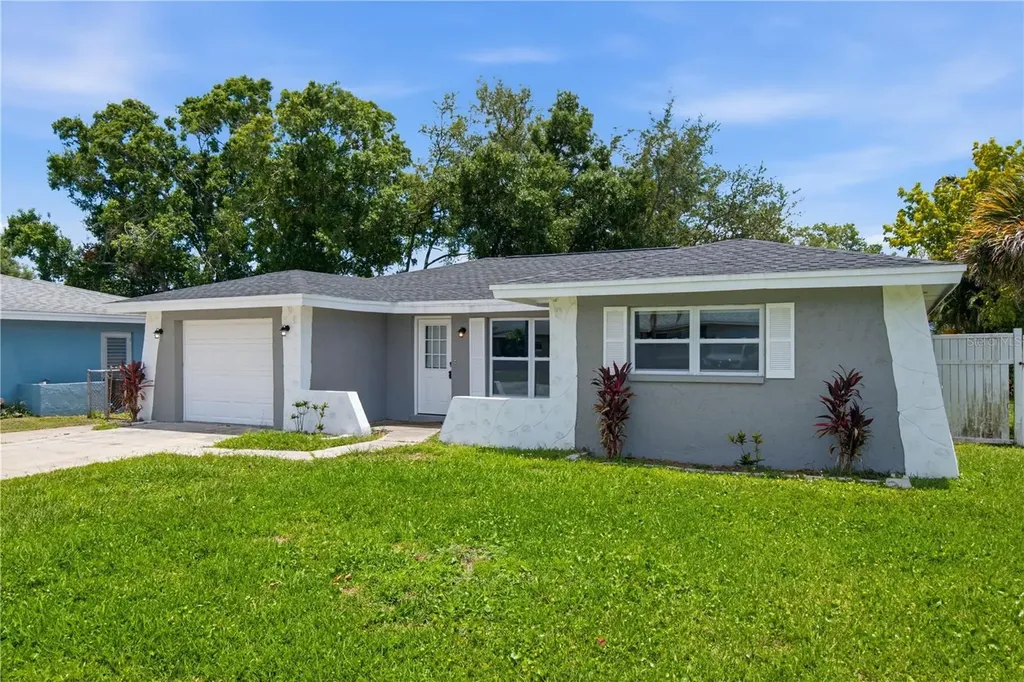 1811 Forest Drive Oldsmar FL 34677