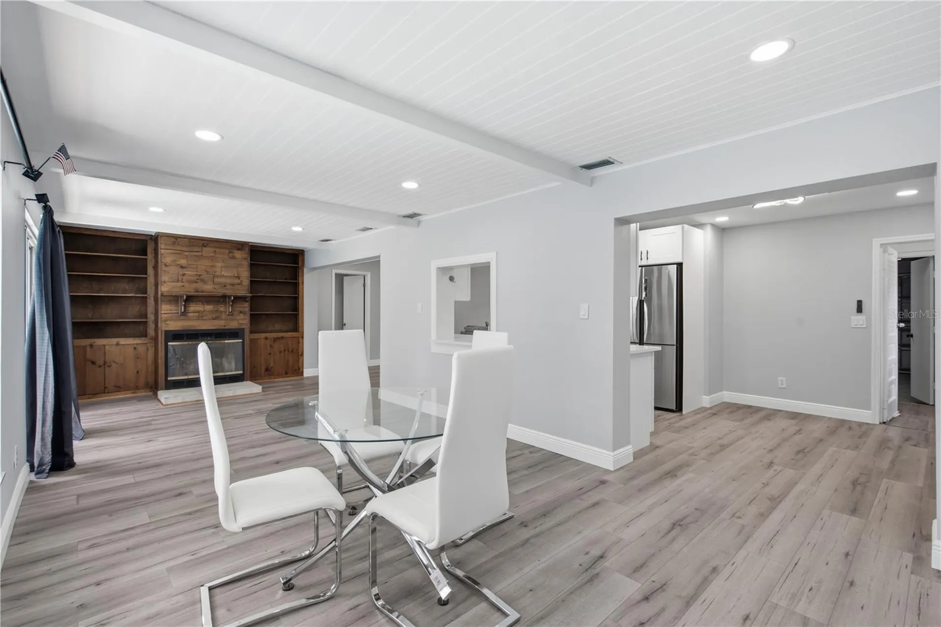 1811 Forest Drive Oldsmar FL 34677