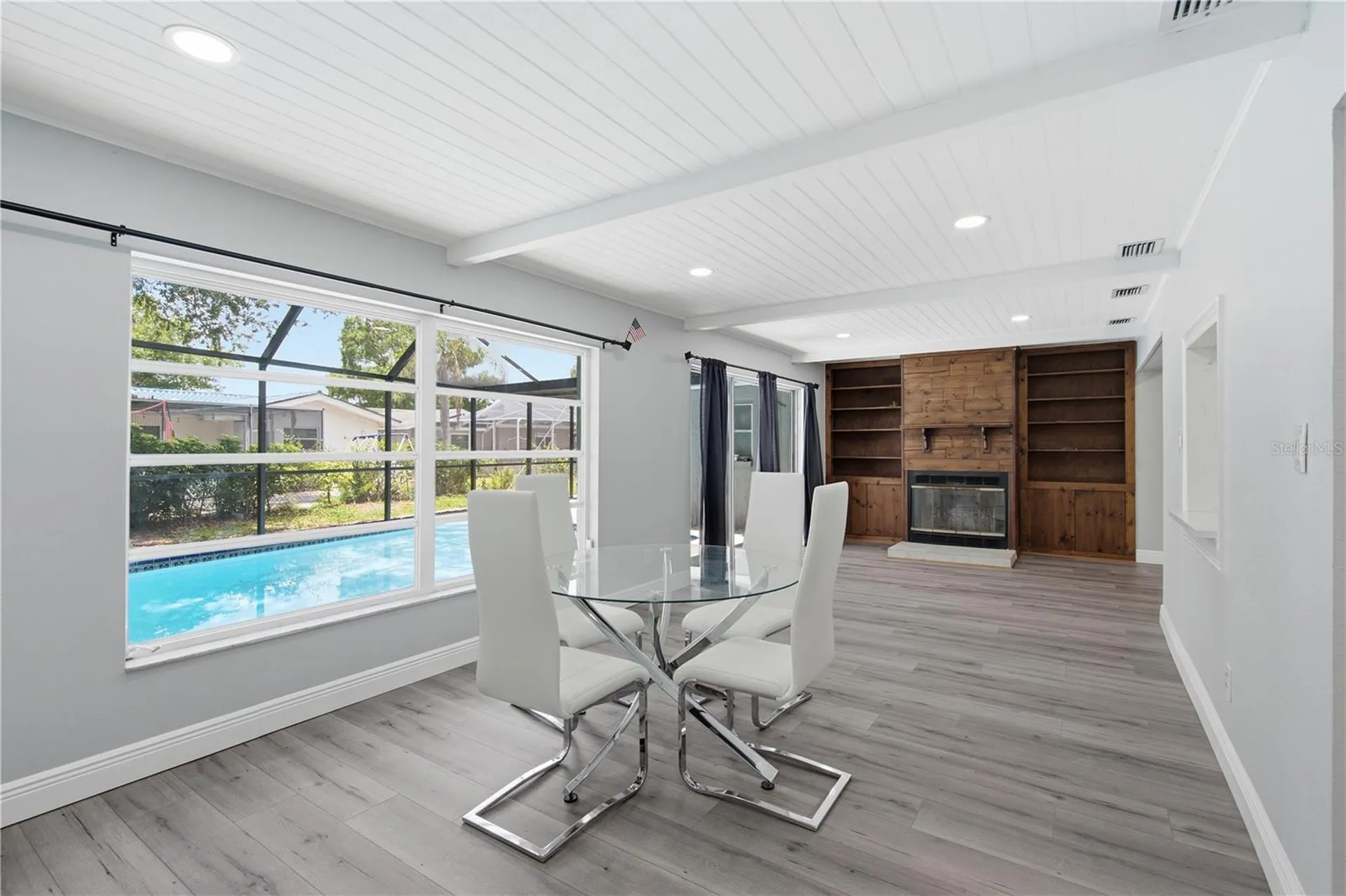 1811 Forest Drive Oldsmar FL 34677
