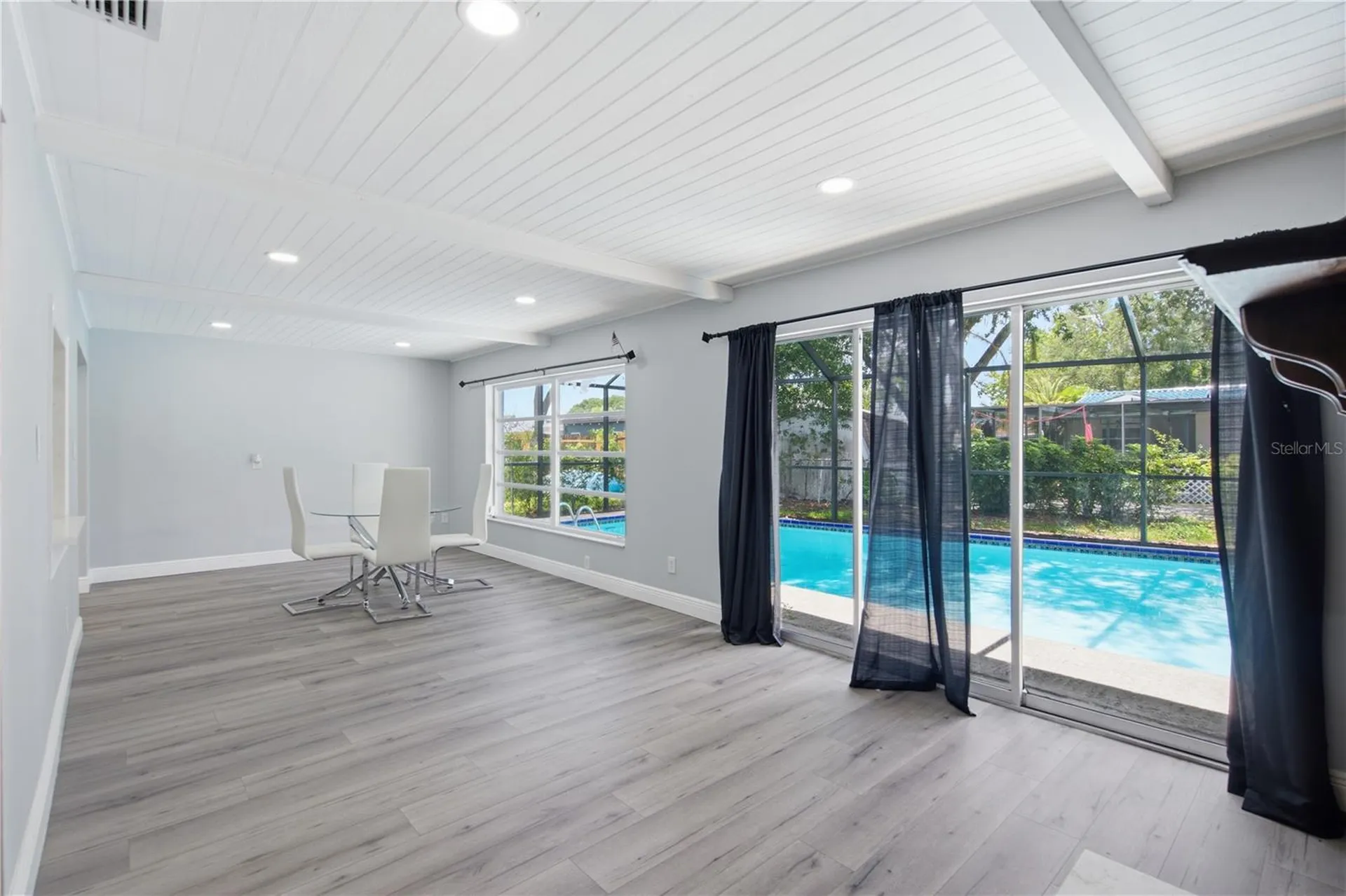 1811 Forest Drive Oldsmar FL 34677