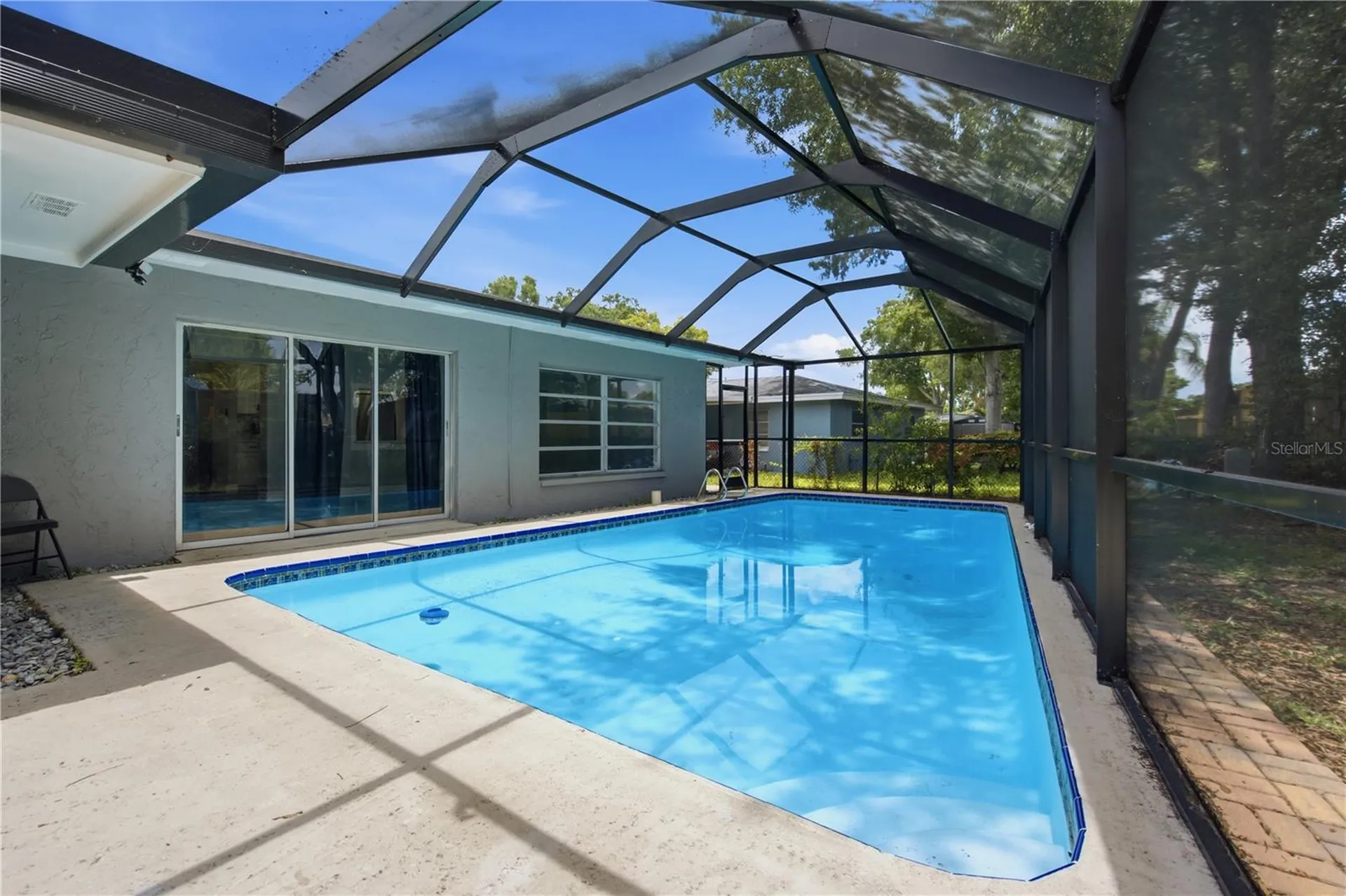 1811 Forest Drive Oldsmar FL 34677