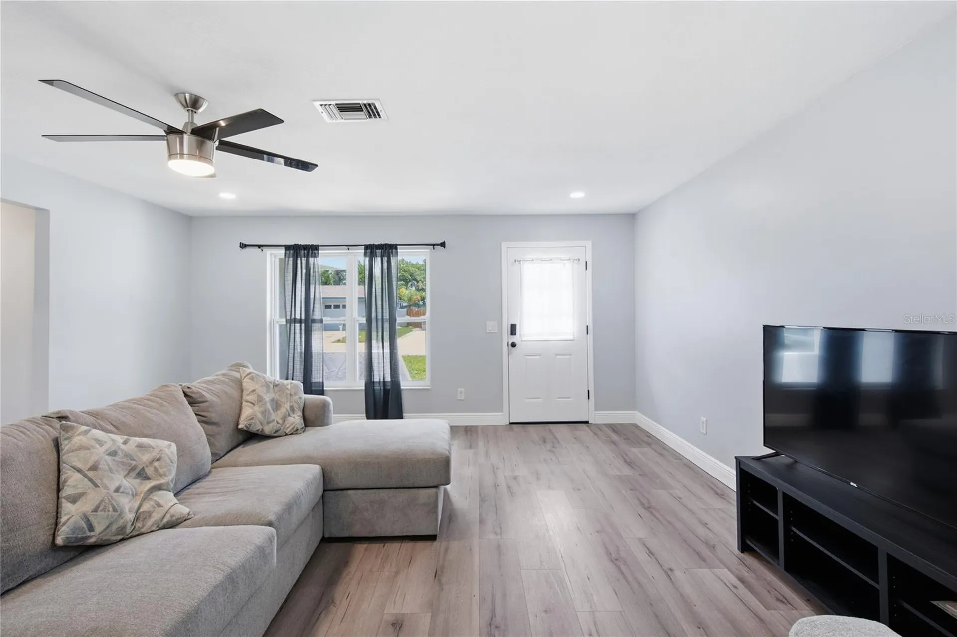 1811 Forest Drive Oldsmar FL 34677