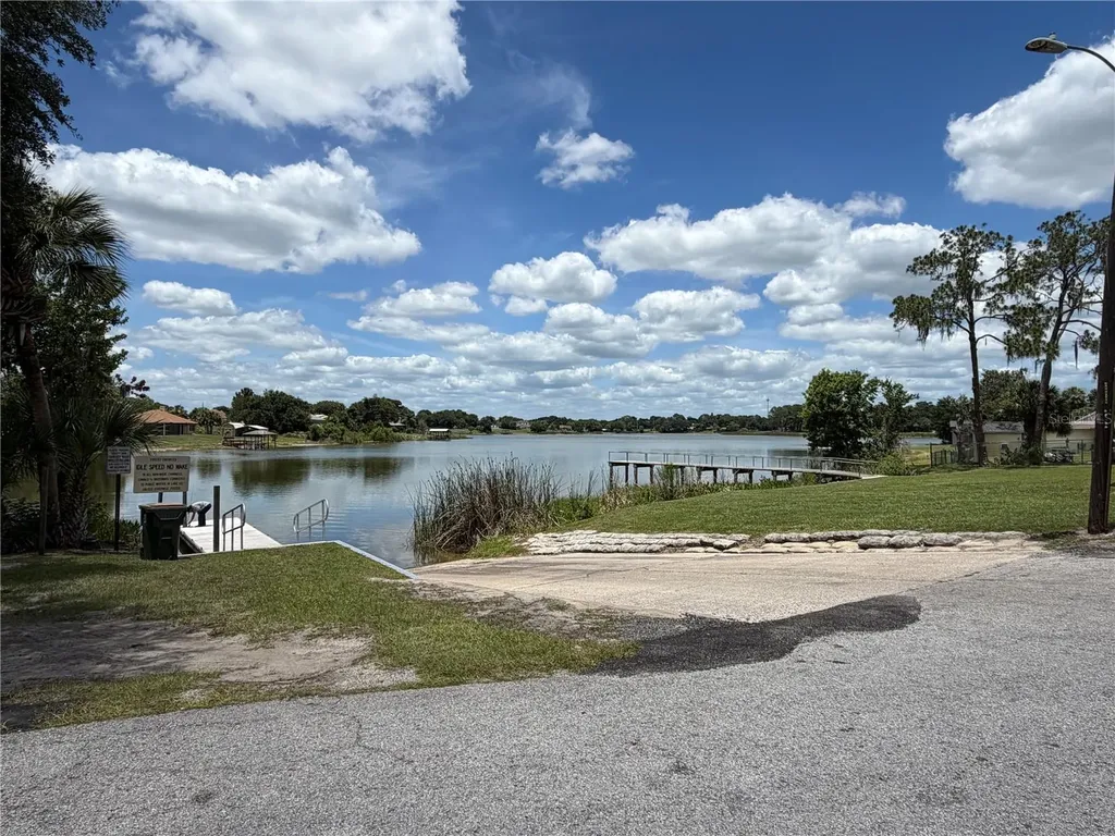 0 Lakeview Street Umatilla FL 32784