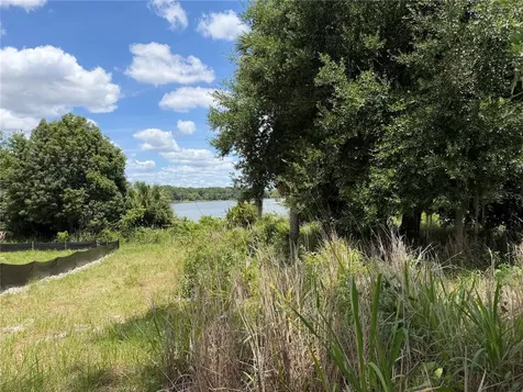 0 Lakeview Street Umatilla FL 32784