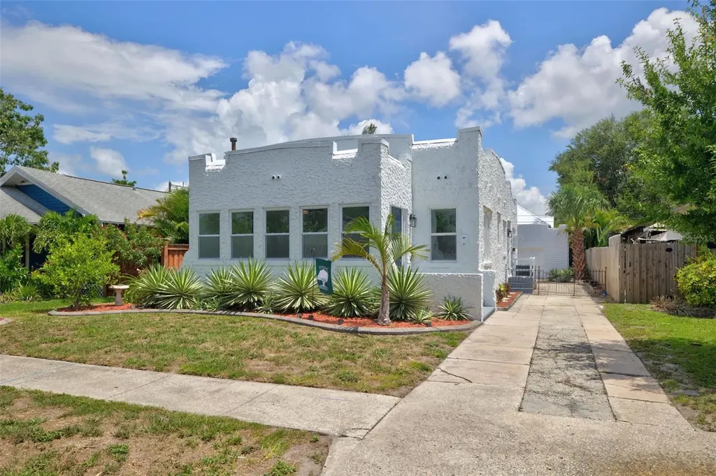 2326 4th Avenue N St Petersburg FL 33713