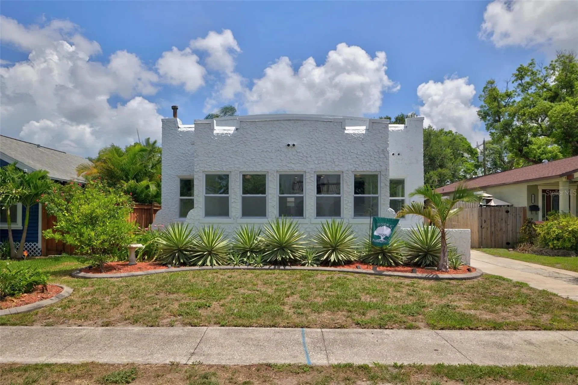 2326 4th Avenue N St Petersburg FL 33713