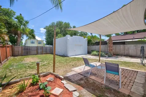 2326 4th Avenue N St Petersburg FL 33713
