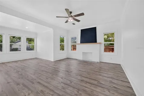 2326 4th Avenue N St Petersburg FL 33713