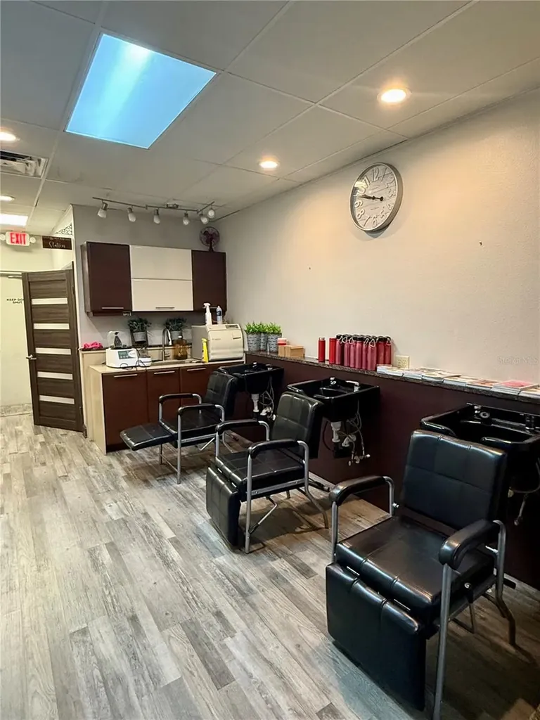 5404 Hoover Boulevard Tampa FL 33634