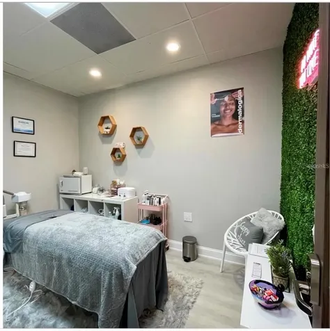 5404 Hoover Boulevard Tampa FL 33634