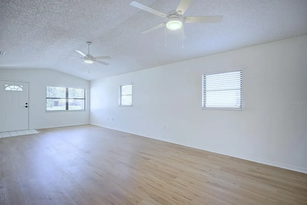 4622 Cypress Gardens Road Winter Haven FL 33884