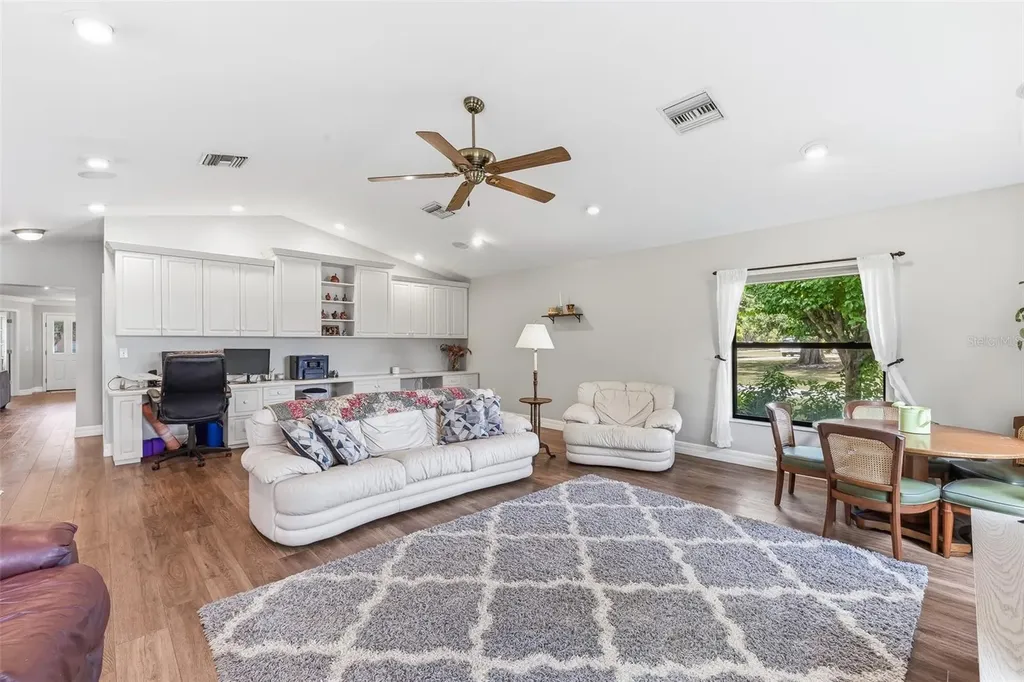7565 Castle Drive Sarasota FL 34240