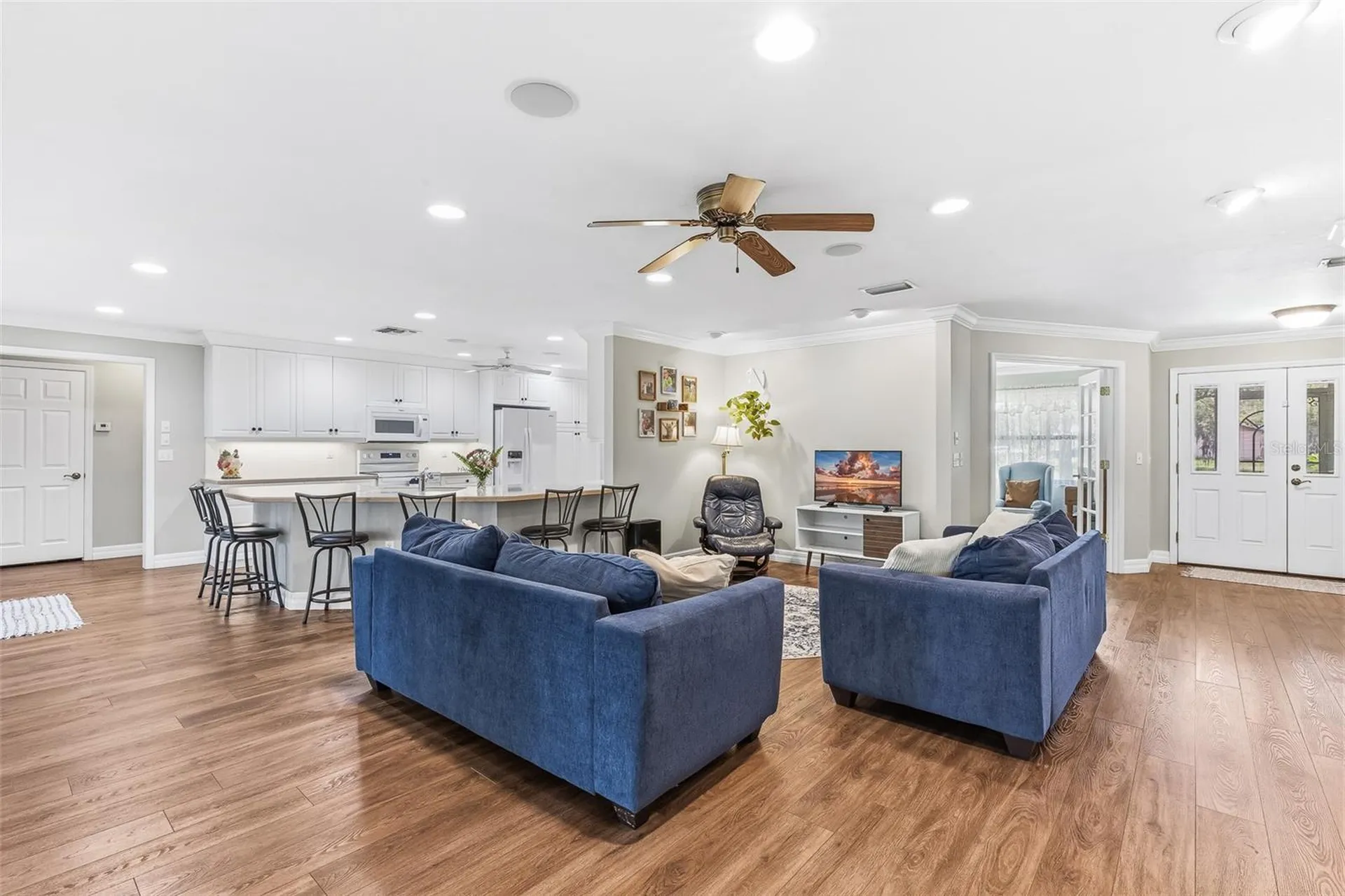 7565 Castle Drive Sarasota FL 34240