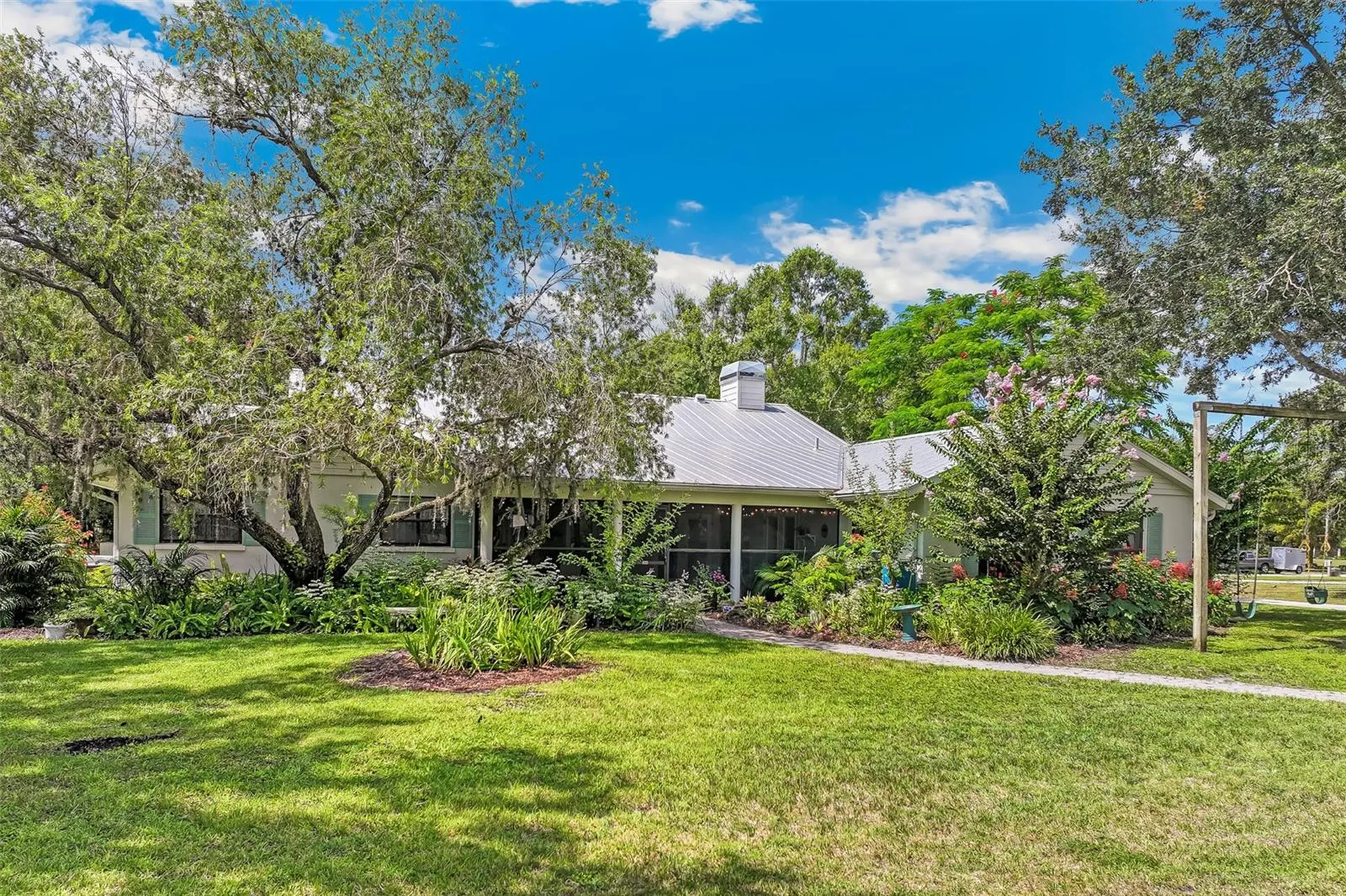 7565 Castle Drive Sarasota FL 34240