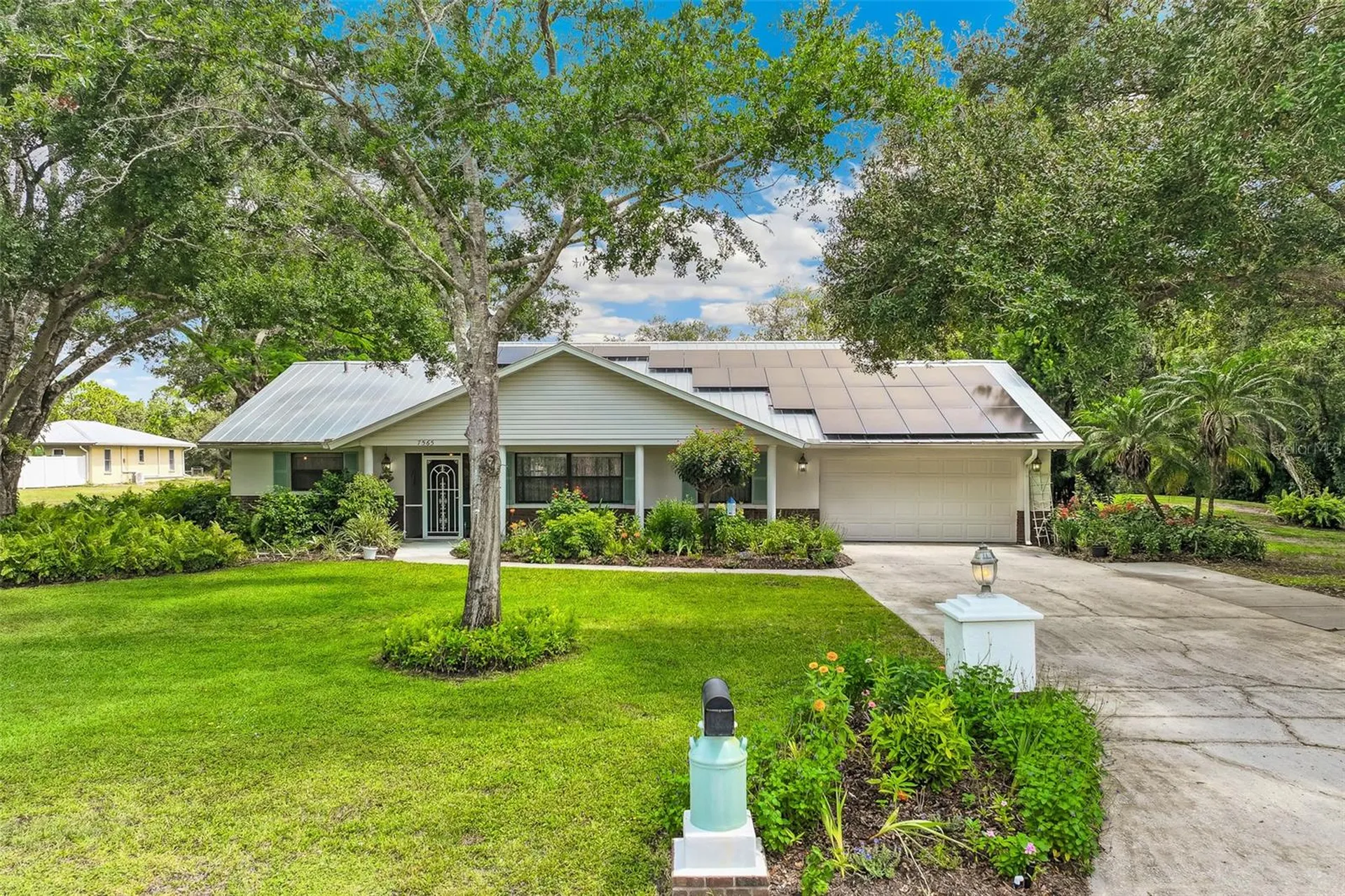 7565 Castle Drive Sarasota FL 34240