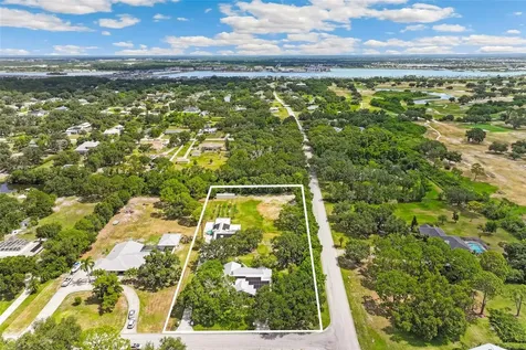 7565 Castle Drive Sarasota FL 34240