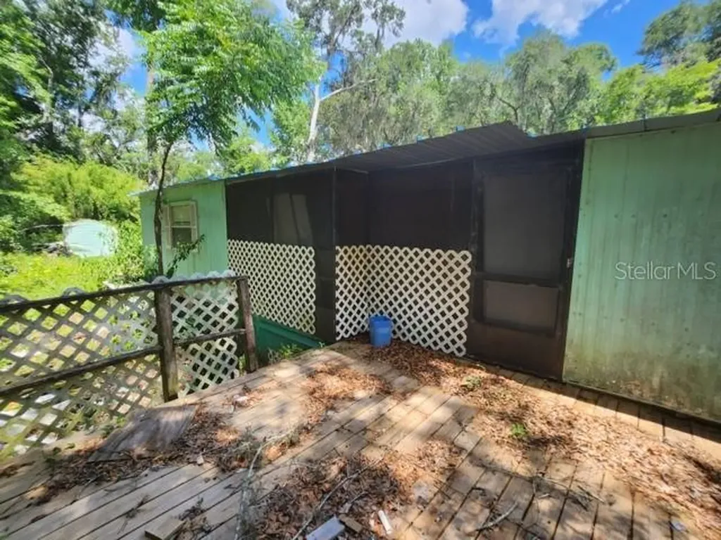 3140 NE 162nd Place Citra FL 32113