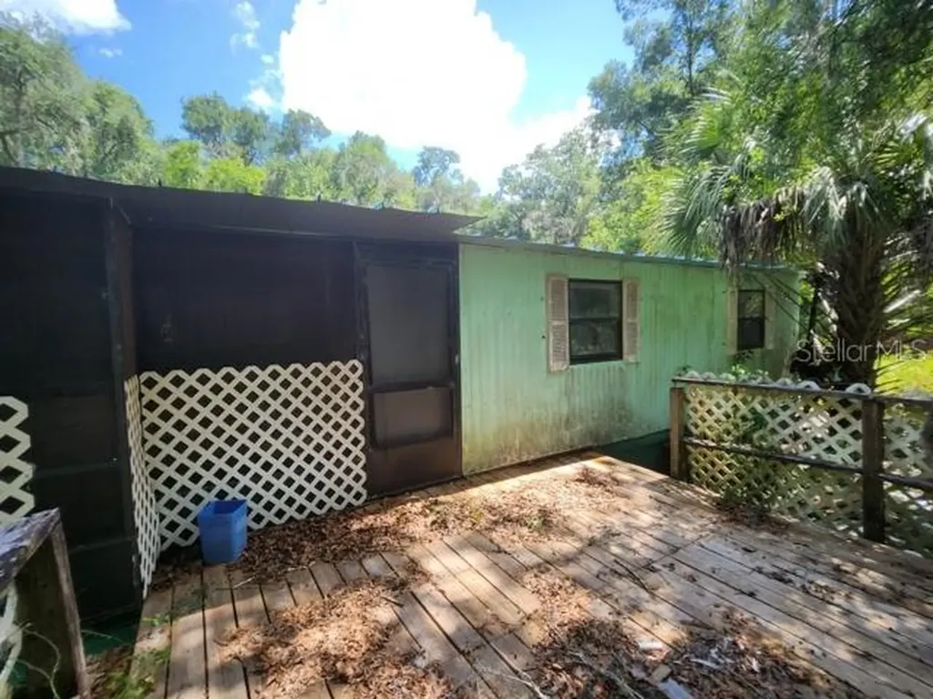 3140 NE 162nd Place Citra FL 32113