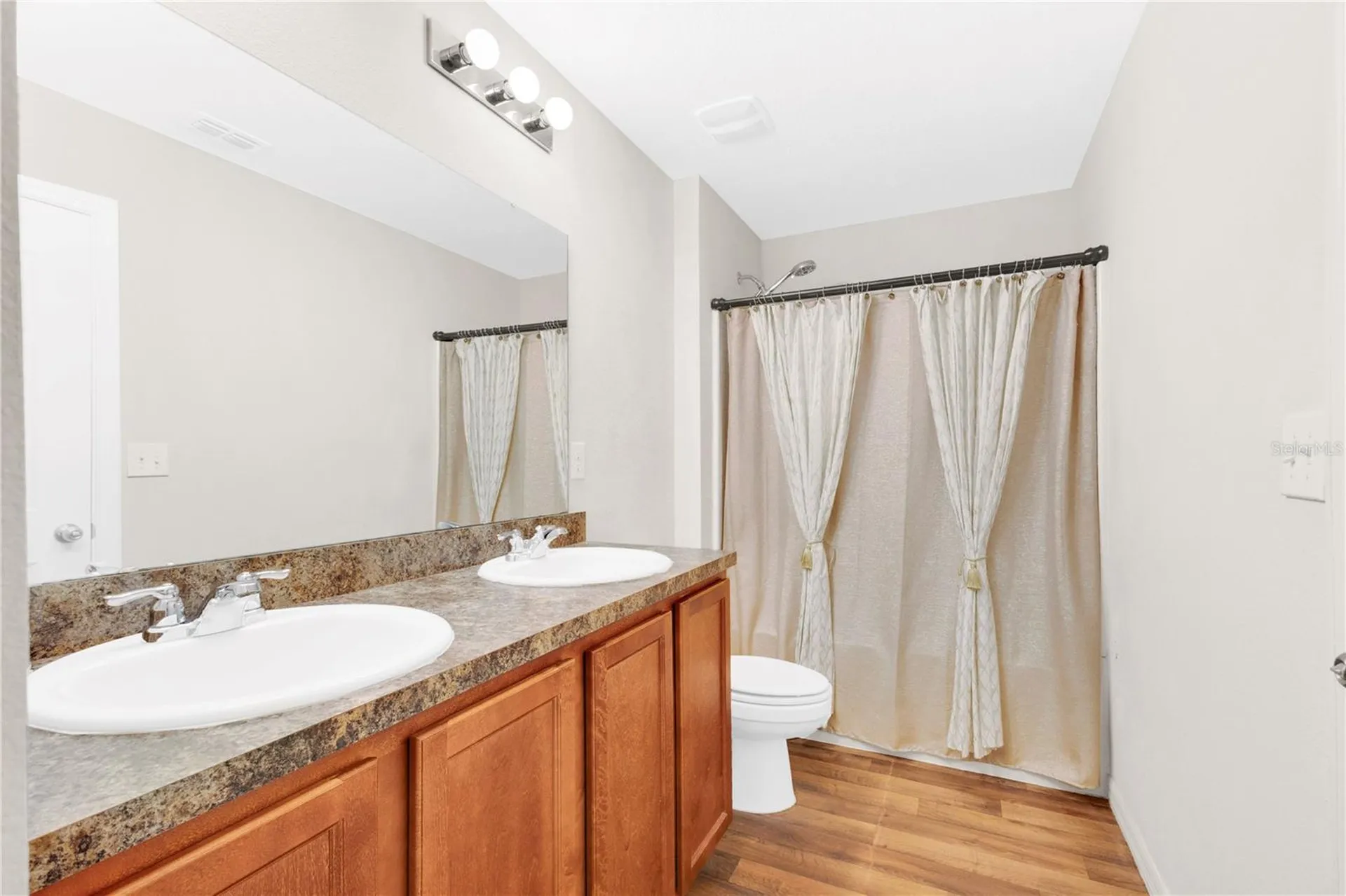 113 Tulip Lane Kissimmee FL 34759