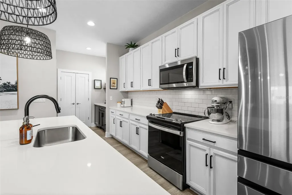2522 12th Terrace N St Petersburg FL 33713