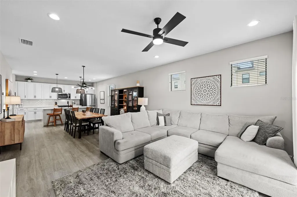 2522 12th Terrace N St Petersburg FL 33713