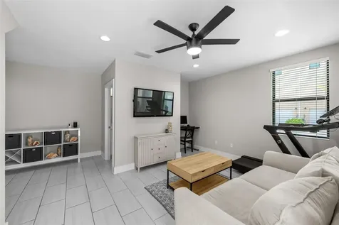 2522 12th Terrace N St Petersburg FL 33713