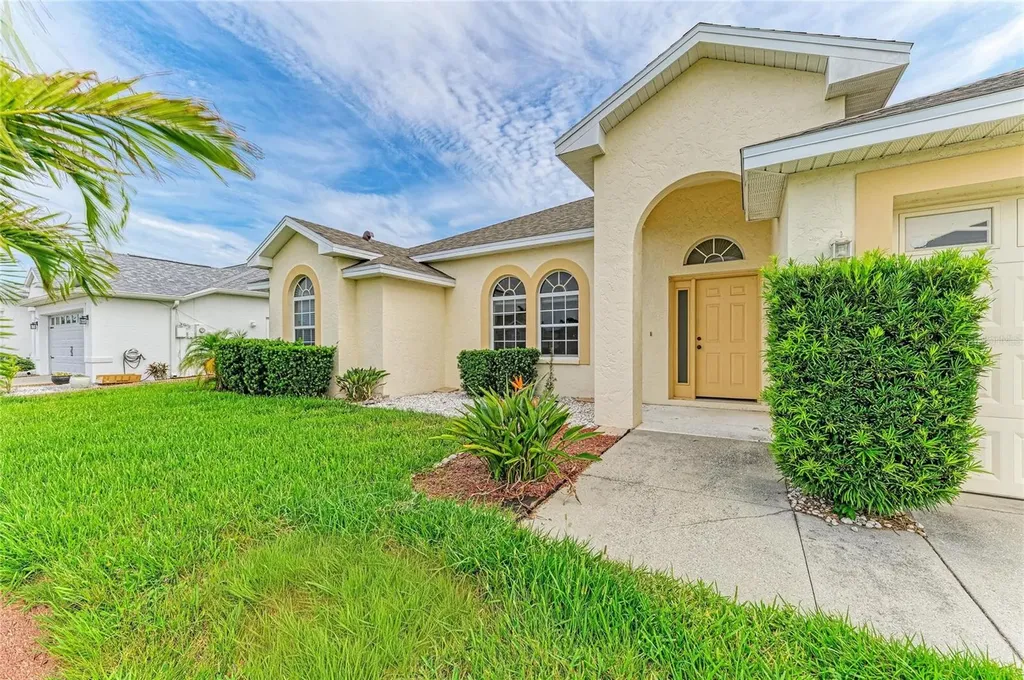 3213 45th Avenue E Bradenton FL 34203