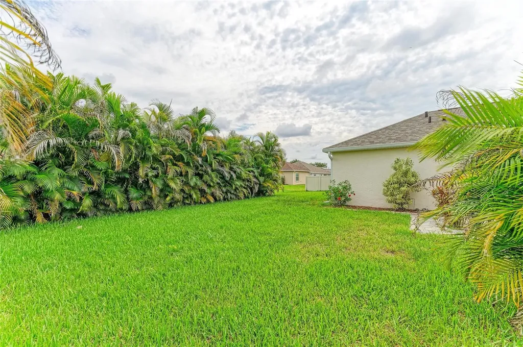 3213 45th Avenue E Bradenton FL 34203