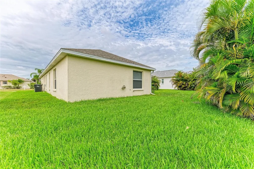 3213 45th Avenue E Bradenton FL 34203