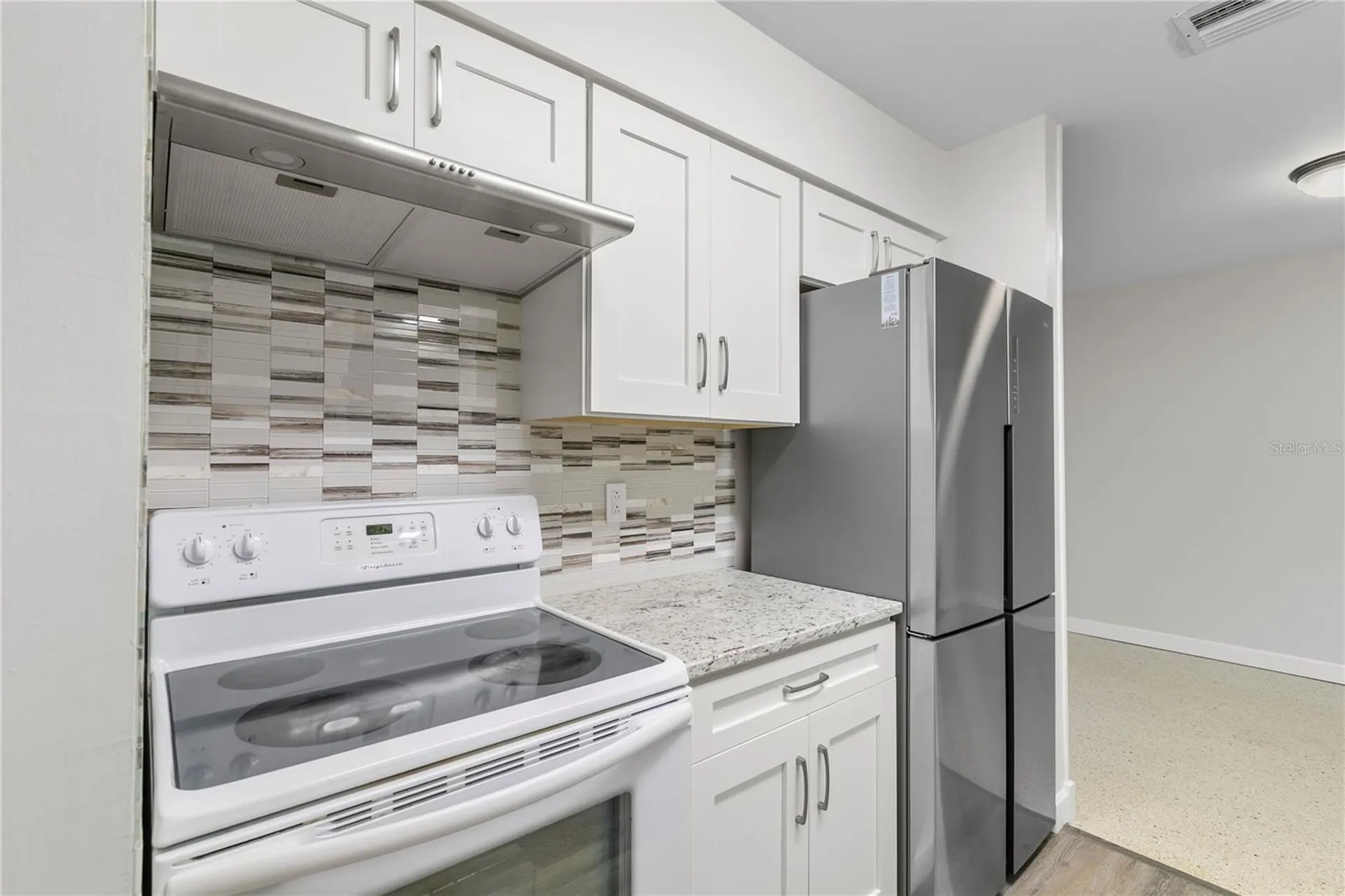 2910 W Price Avenue Tampa FL 33611