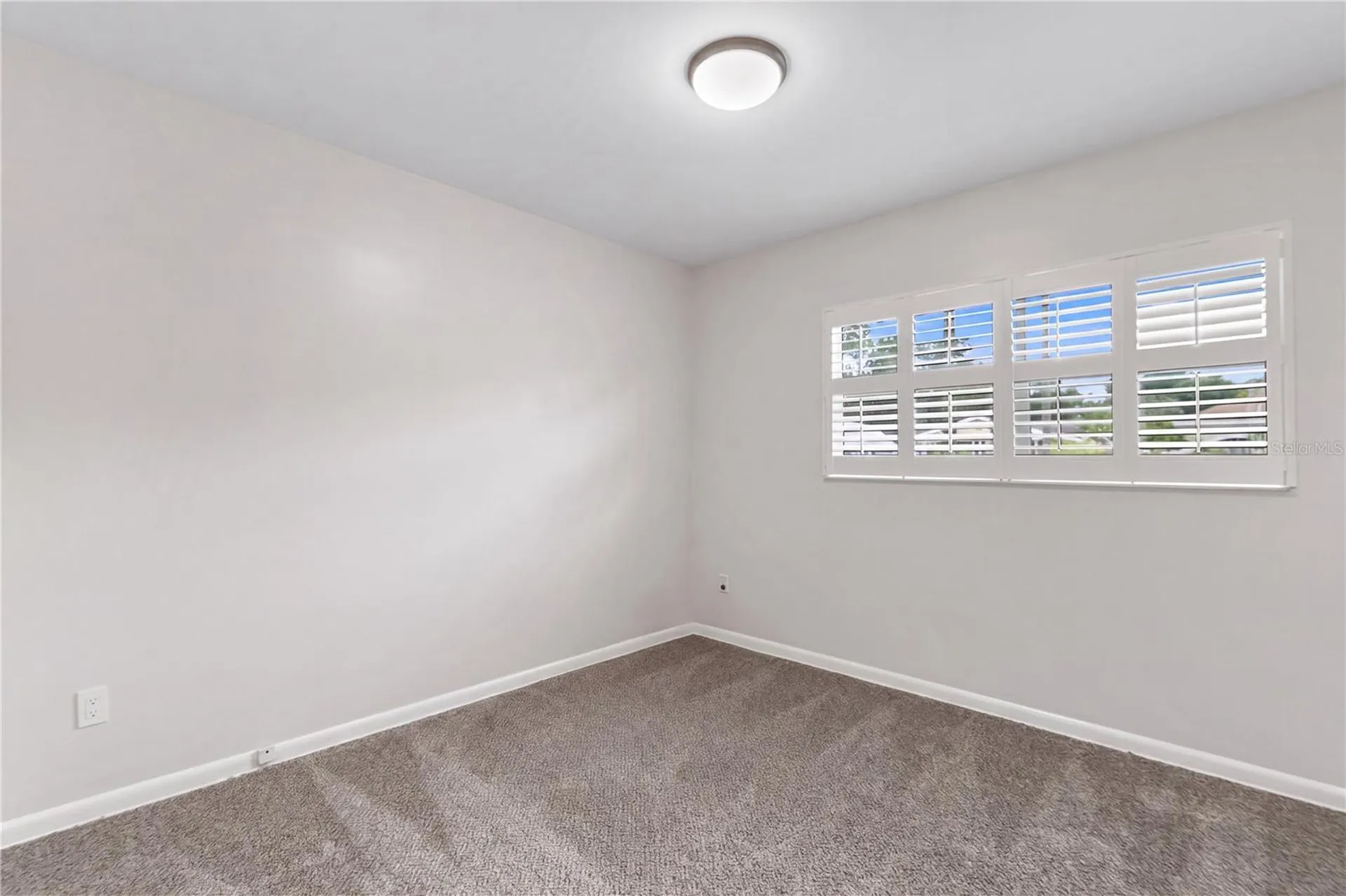 2910 W Price Avenue Tampa FL 33611