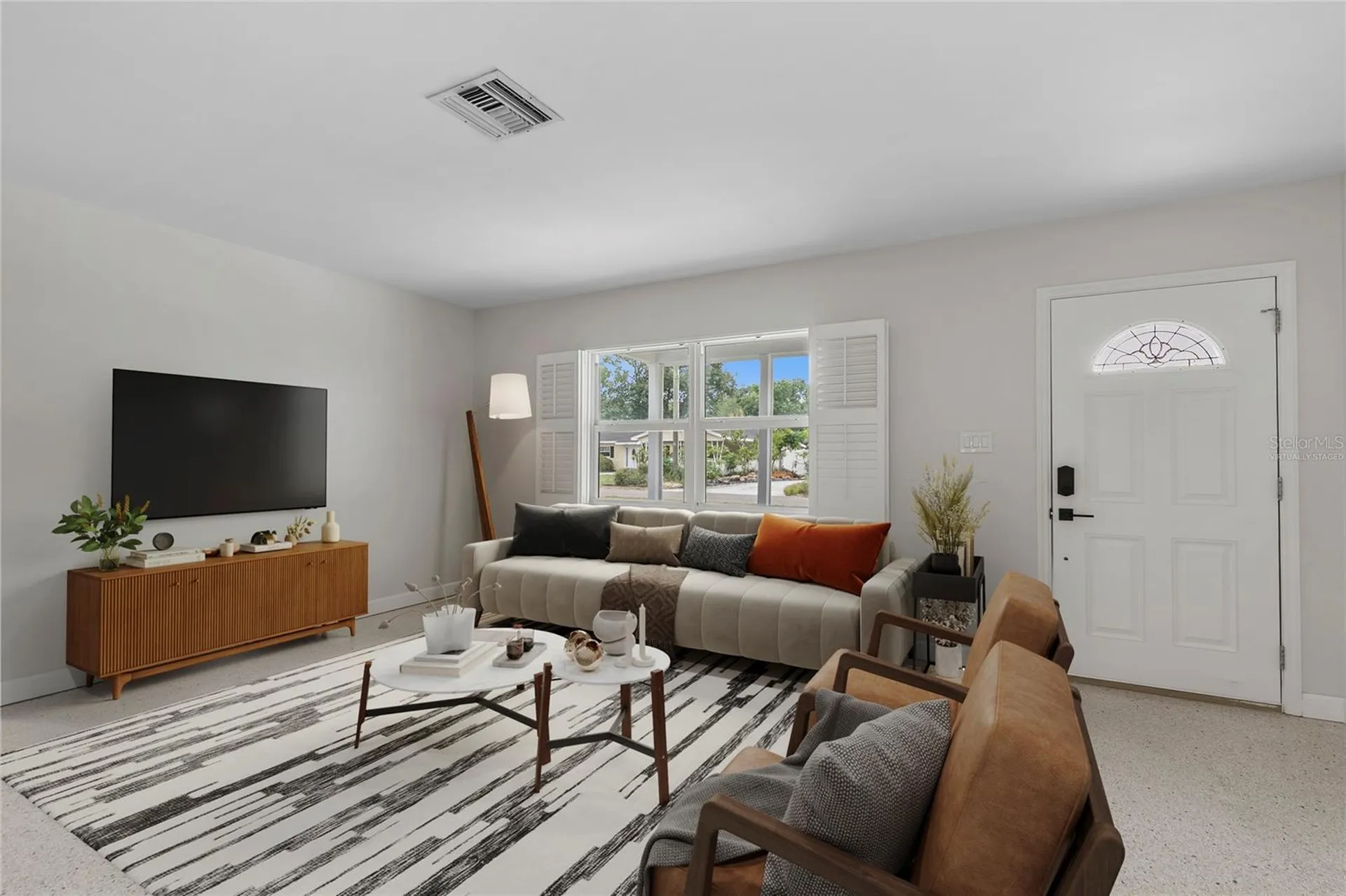 2910 W Price Avenue Tampa FL 33611